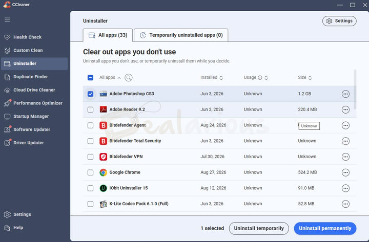 ccleaner-7-pro-uninstaller CCleaner Uninstaller displaying installed applications available for removal.